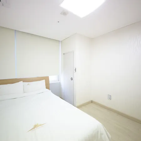 Inn The City Business Hotel